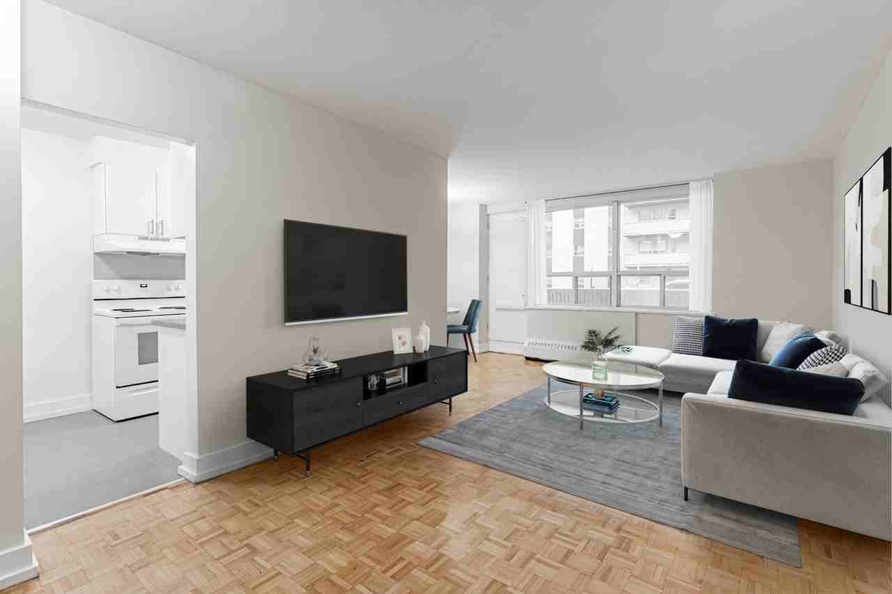 707-711 Finch Avenue West