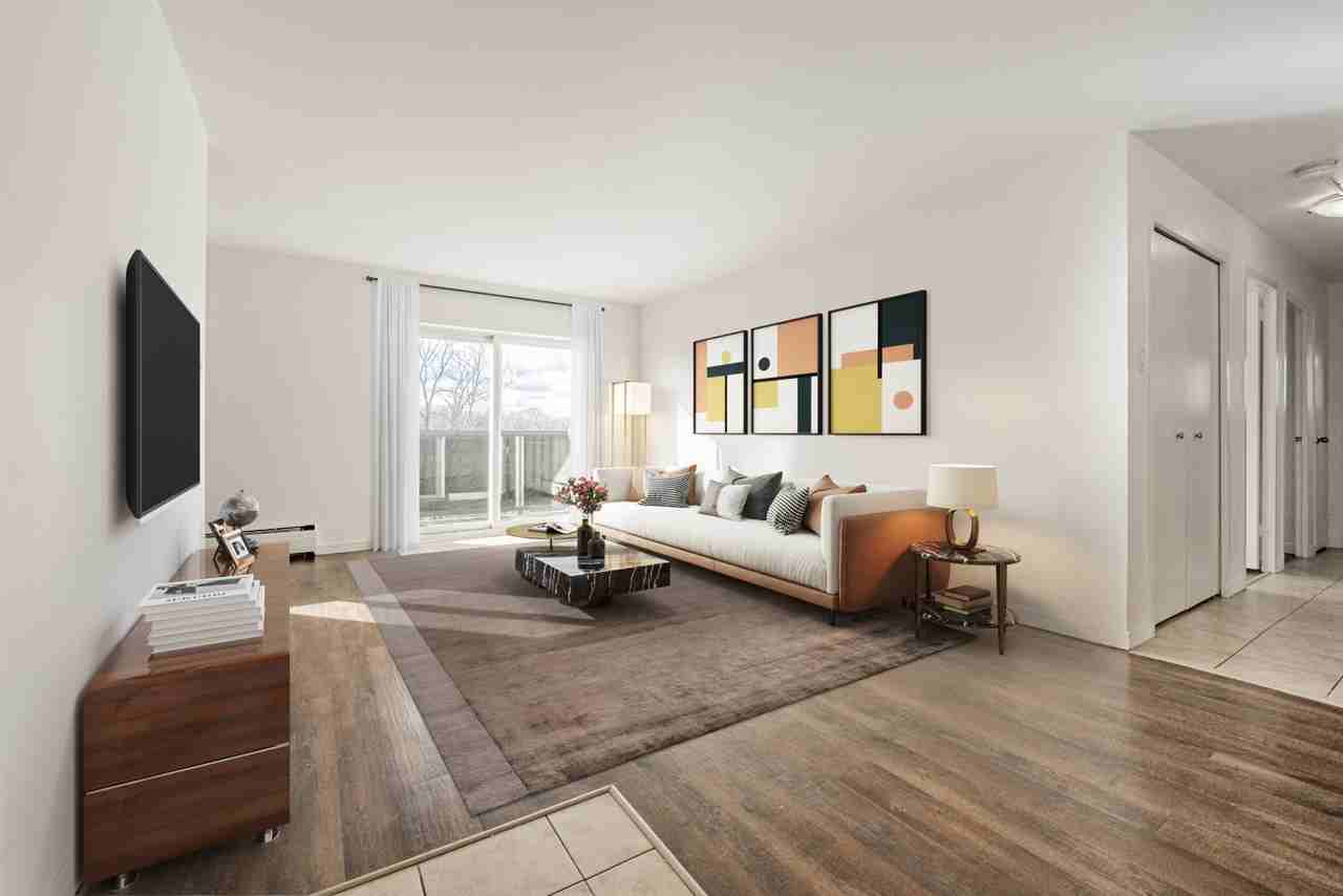 5 Frontenac Road