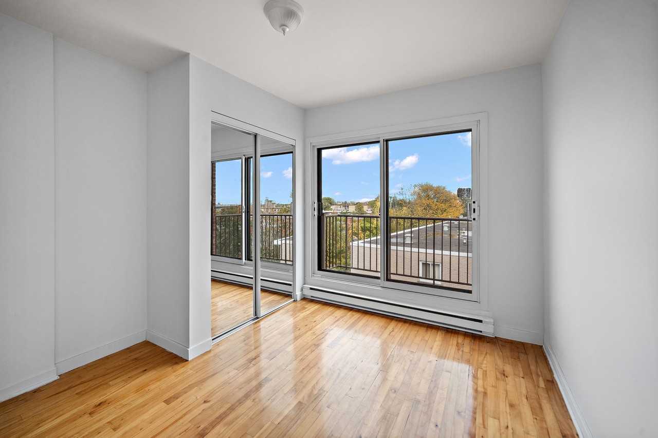 730 30e Avenue, Montréal, QC H8S 3Z8, CA