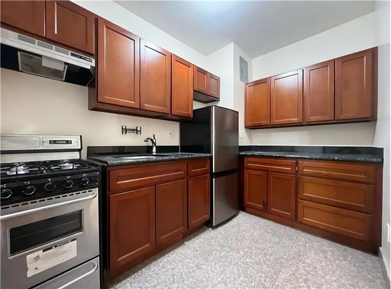 339 86th Street, Brooklyn, NY 11209, USA
