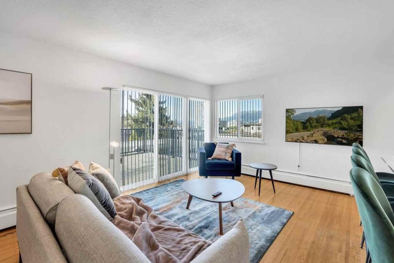 1550 West 11th Avenue