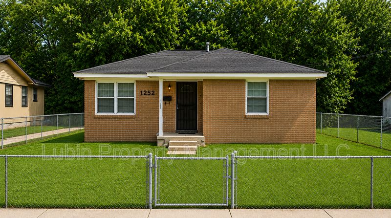 1252 Maywood Rd, Memphis, TN 38114, USA