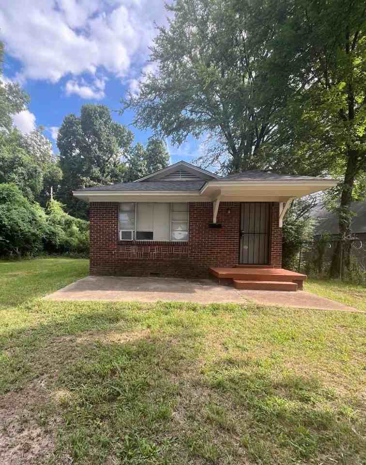 2225 Riley Aly, Memphis, TN 38114, USA