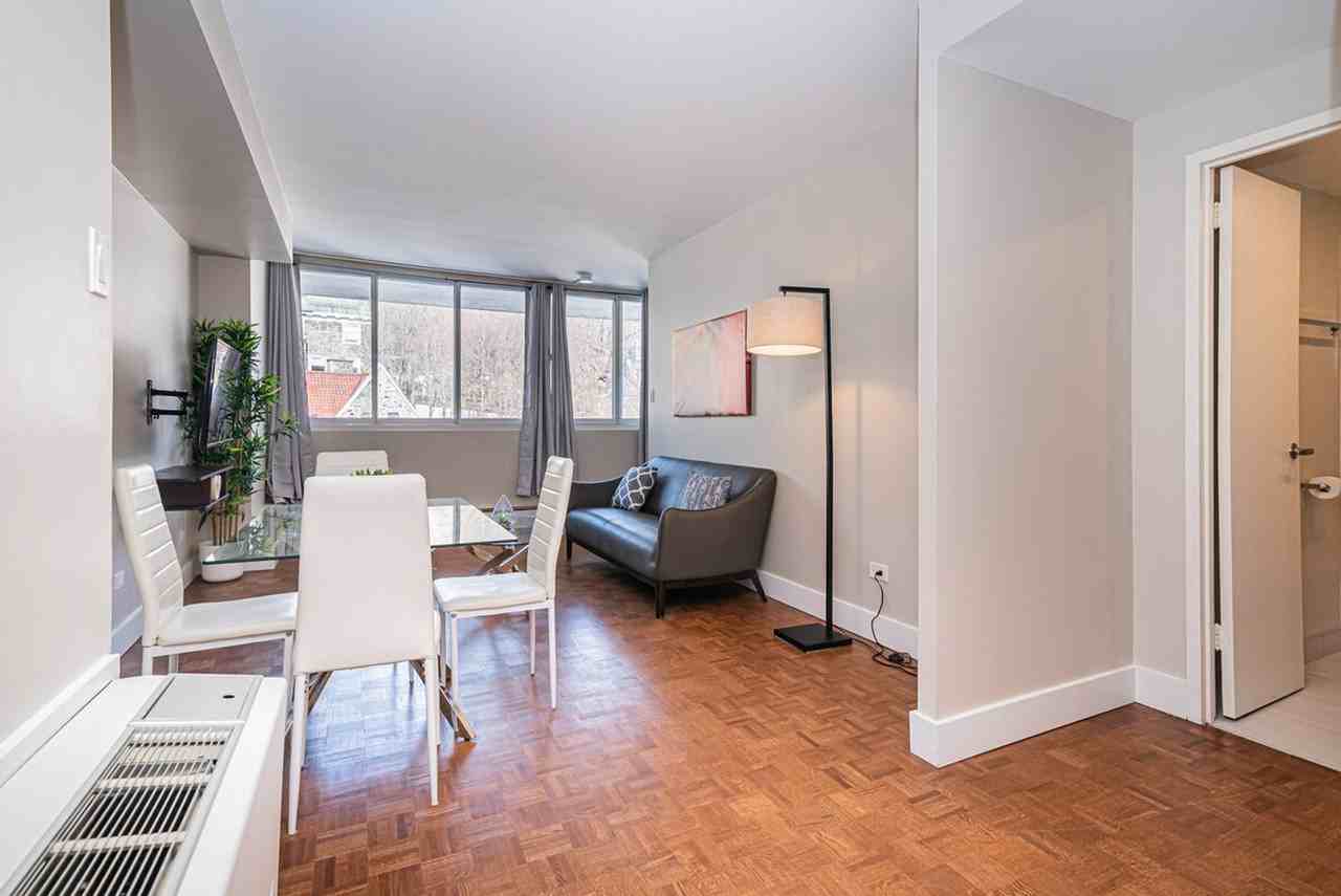 3712 Rue Peel #1283434P, Montréal, QC H3A 1W9, CAN