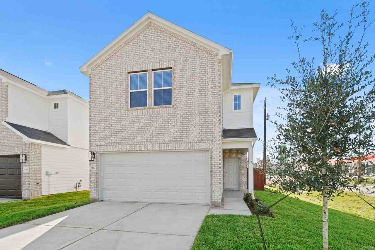 839 Red Oakland Dr, Houston, TX 77090, USA