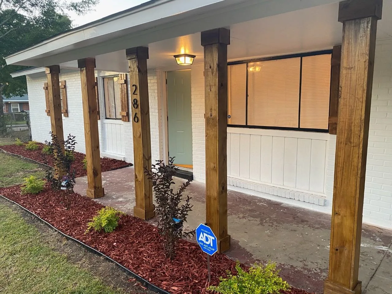 286 W Fleming Rd (Student Housing)