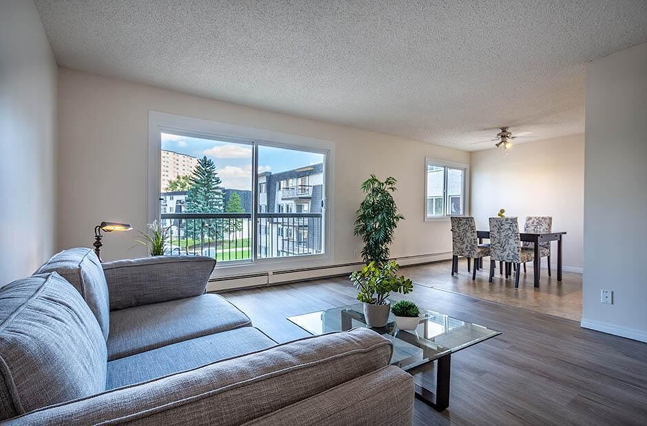 Ascot Arms offers South Edmonton apartments for rent with spacious floor plans that include studio, 1, 2 and 3 bedroom a