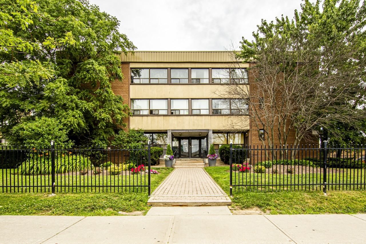 1525 Birchmount Road