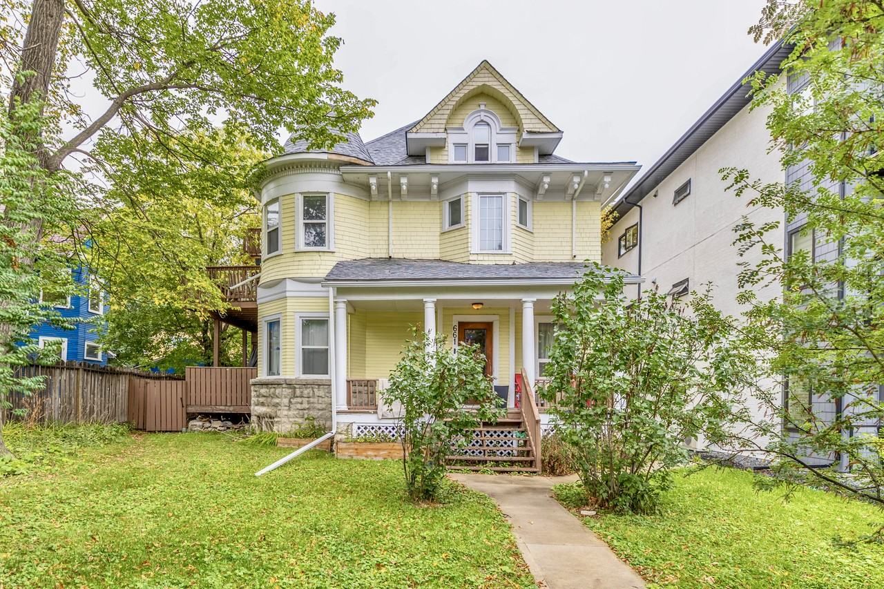 661 McMillan Avenue, Winnipeg, MB R3M 0S6, CAN