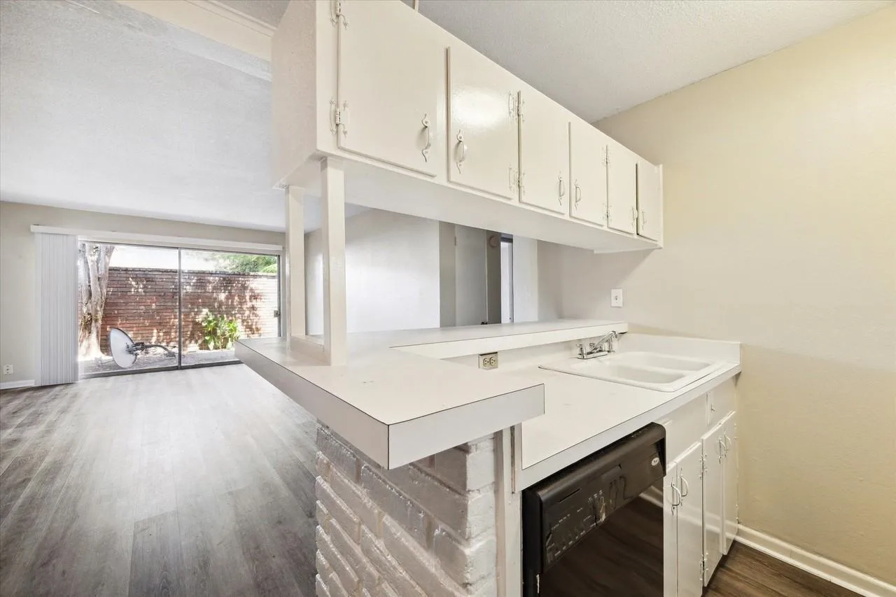 3259 Branard St, Houston, TX 77098, USA