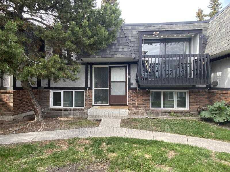 1739 24a Street Southwest, Calgary, AB T3C 1J5, CAN