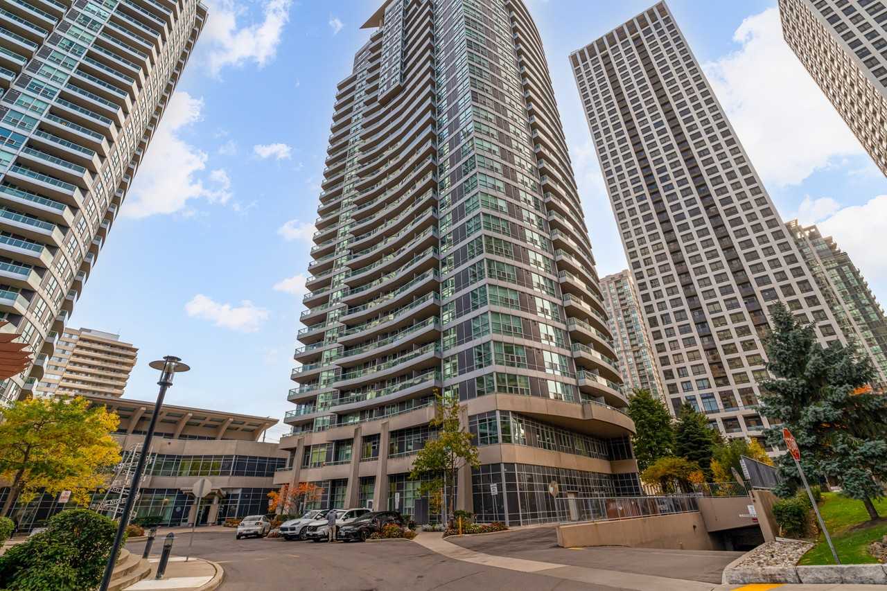 33 Elm Dr W, Mississauga, ON L5B 4M1, Canada