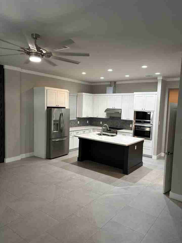 3732 Seabrook Street, Houston, TX 77021, USA