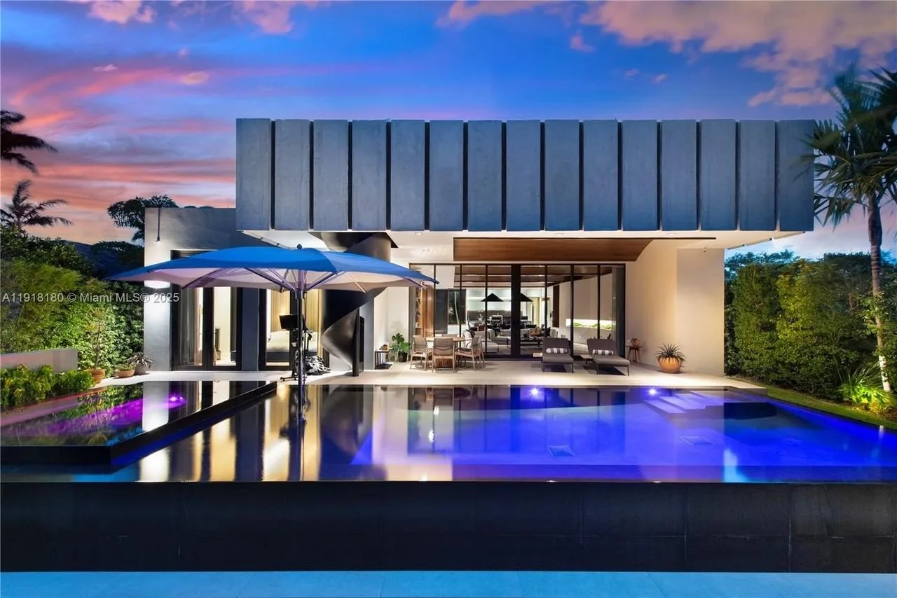 8055 Noremac Ave, Miami Beach, FL 33141, USA