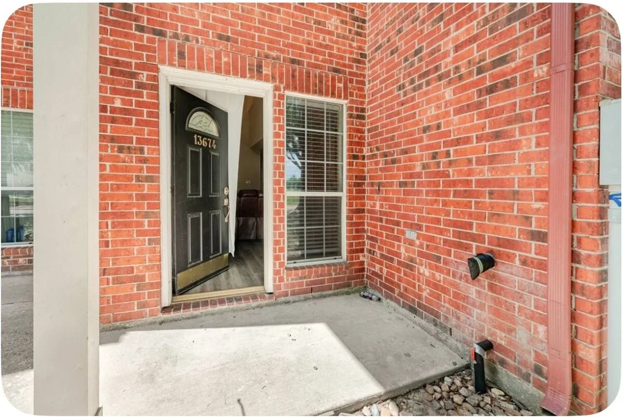 13674 Garden Grove Court, Houston, TX 77082, USA