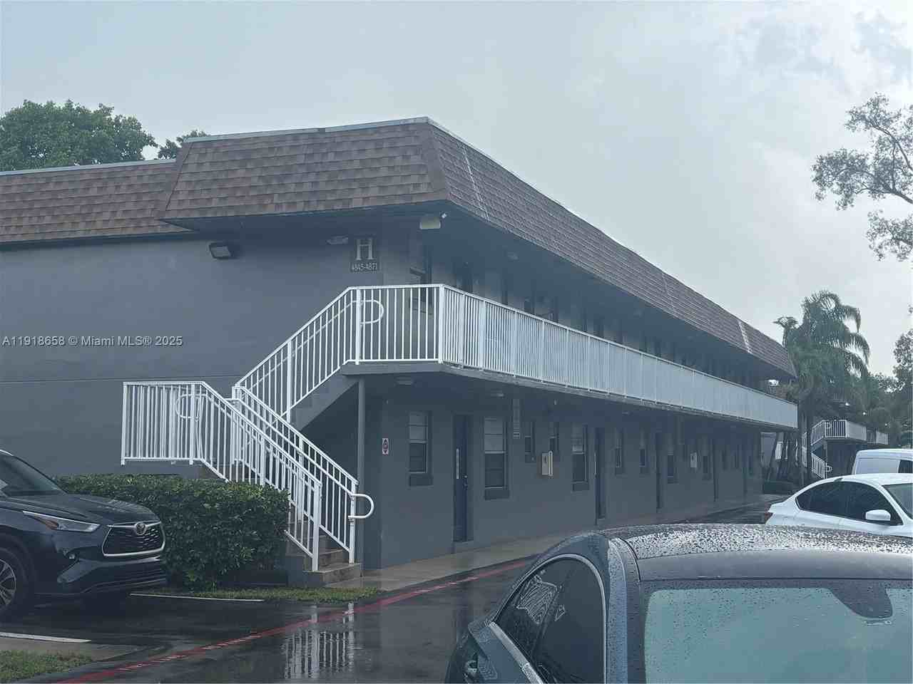 4871 Nw 9th Dr, Plantation, FL 33317, USA