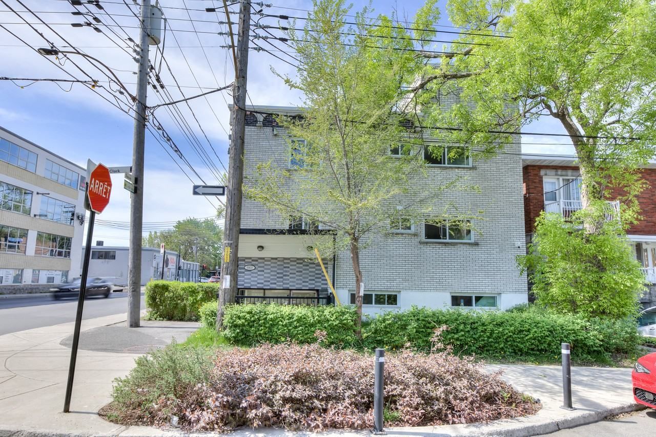 9900 Rue Clark, Montréal, QC H3L 2R6, CAN