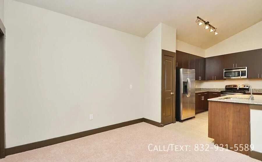 13720 Lockwood Road, Houston, TX 77044, USA
