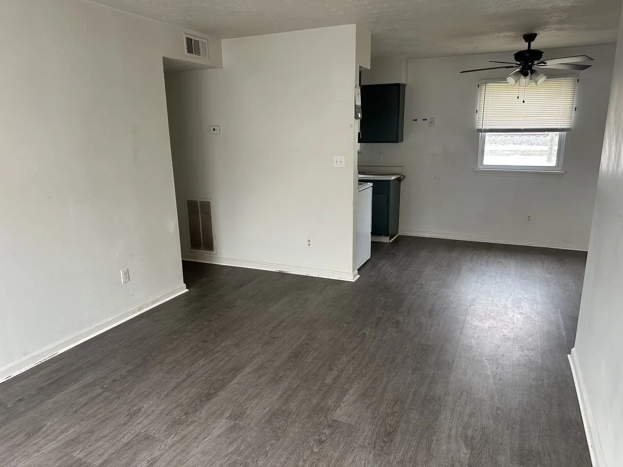 10404 Greentree Lane, Louisville, KY 40272, USA