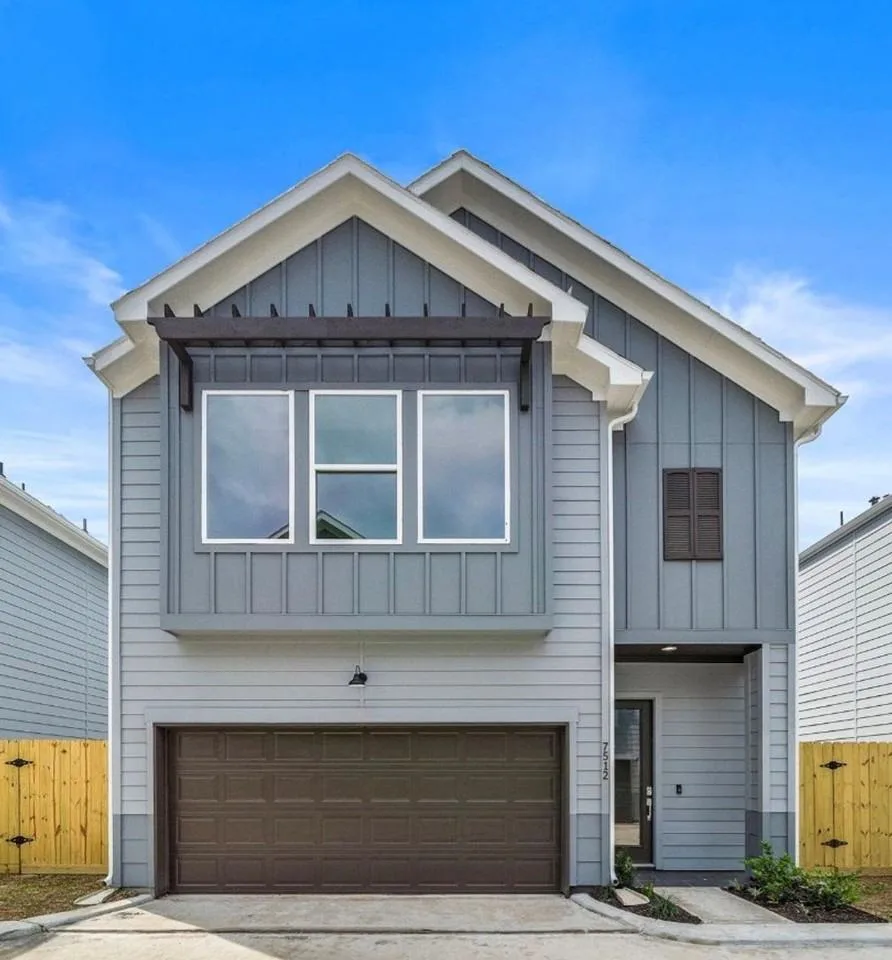 7514 Sandle Street, Houston, TX 77088, USA