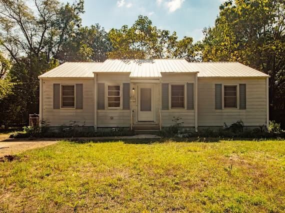 373 Belcher Drive, Midfield, AL 35228, USA