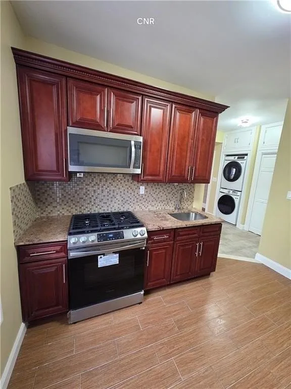 316 E 94th St, Brooklyn, NY 11212, USA