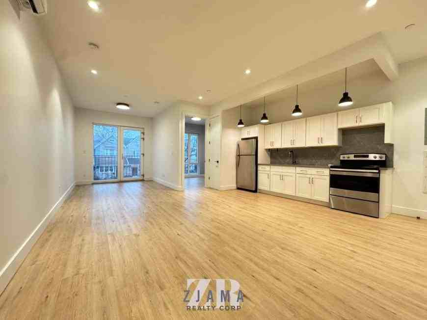1613 Brooklyn Ave, Brooklyn, NY 11210, USA