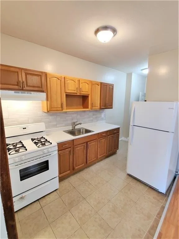 345 Legion St, Brooklyn, NY 11212, USA