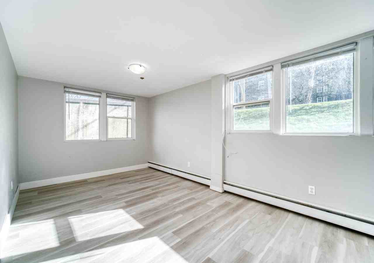 6411 3-6411 South St., Halifax, NS B3H 1V1, CAN