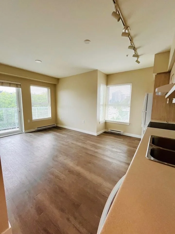 75 Southwest Marine Drive, Vancouver, BC V5X 2P9, CA