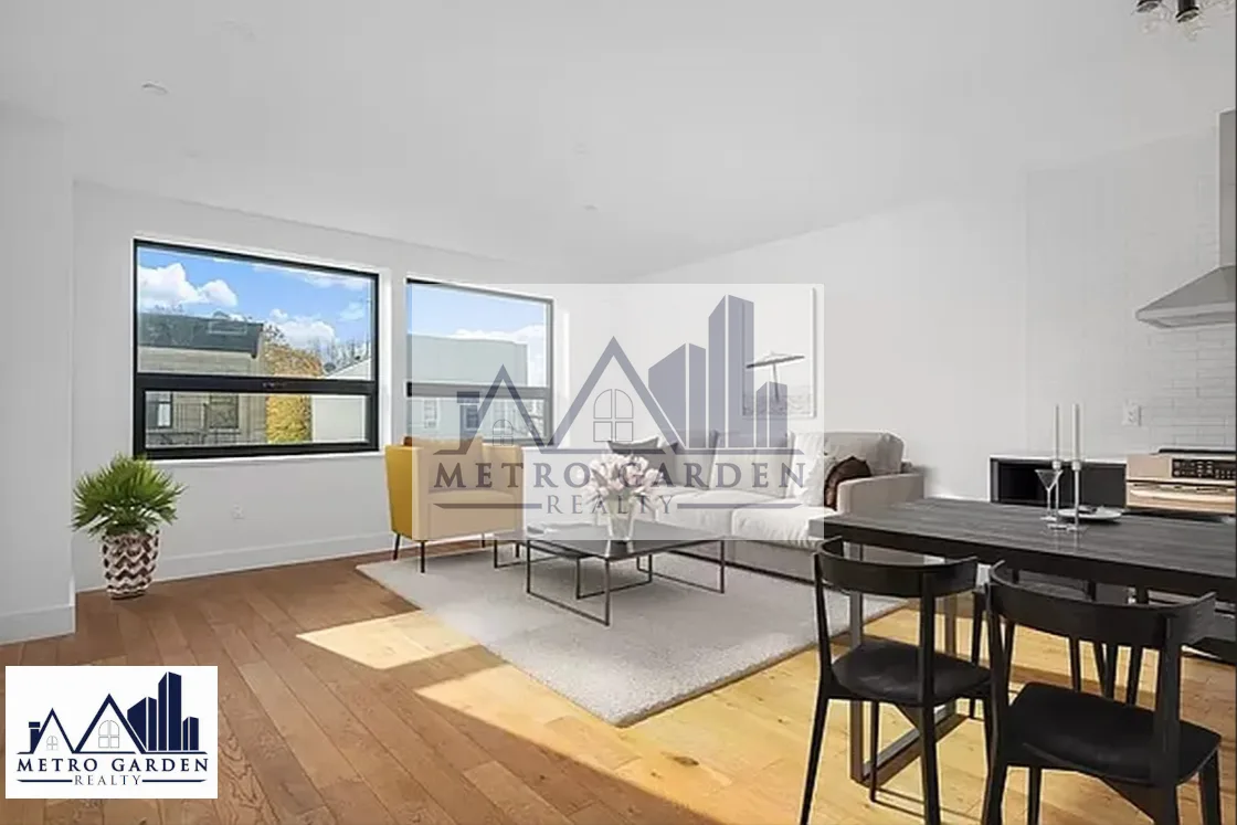 499 Evergreen Avenue, Brooklyn, NY 11221, US