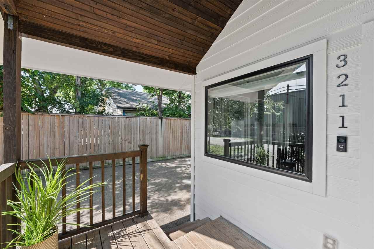 3211 Cochran St, Houston, TX 77009, USA