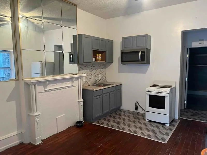 4 N 50th St, Philadelphia, PA 19139, USA