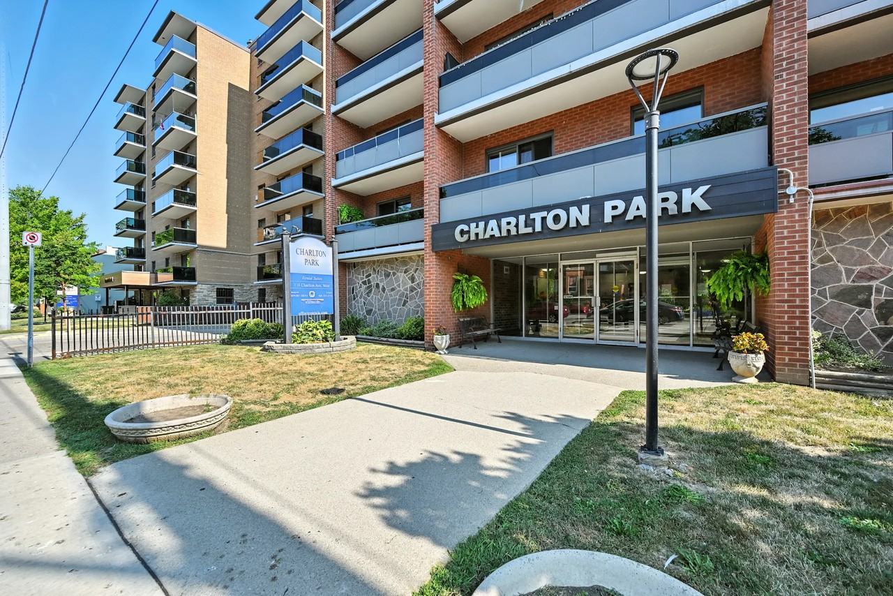 116 Charlton Avenue West #305, Hamilton, ON L8P 2C6, CA