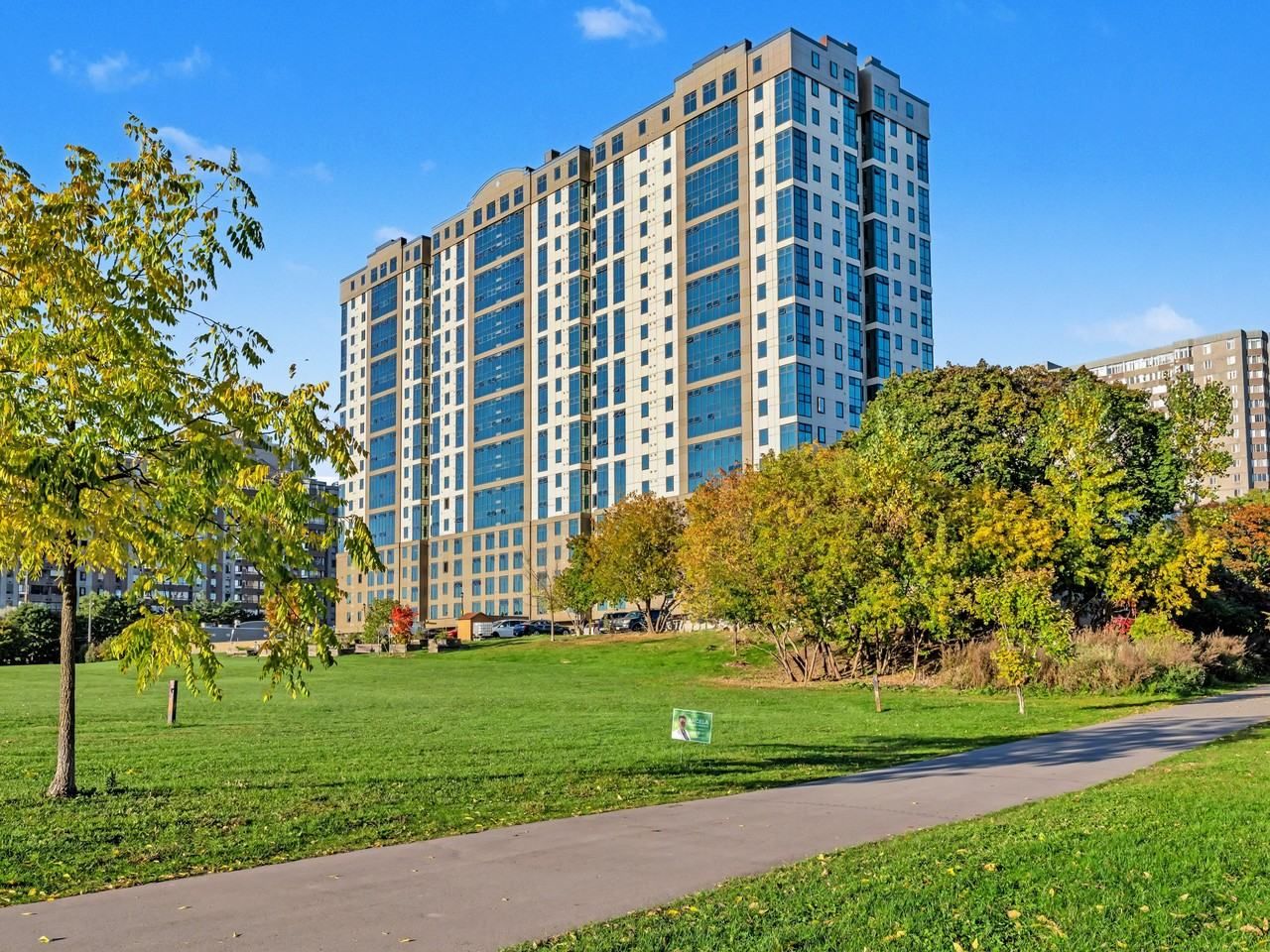 Rideau East Apartments