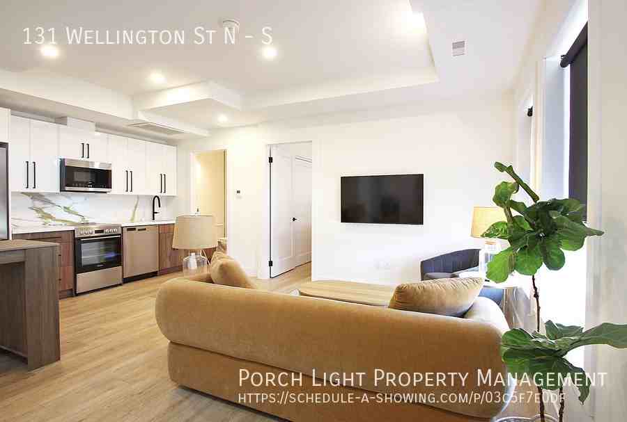 131 Wellington St N, Hamilton, ON L8R 0B4, CAN