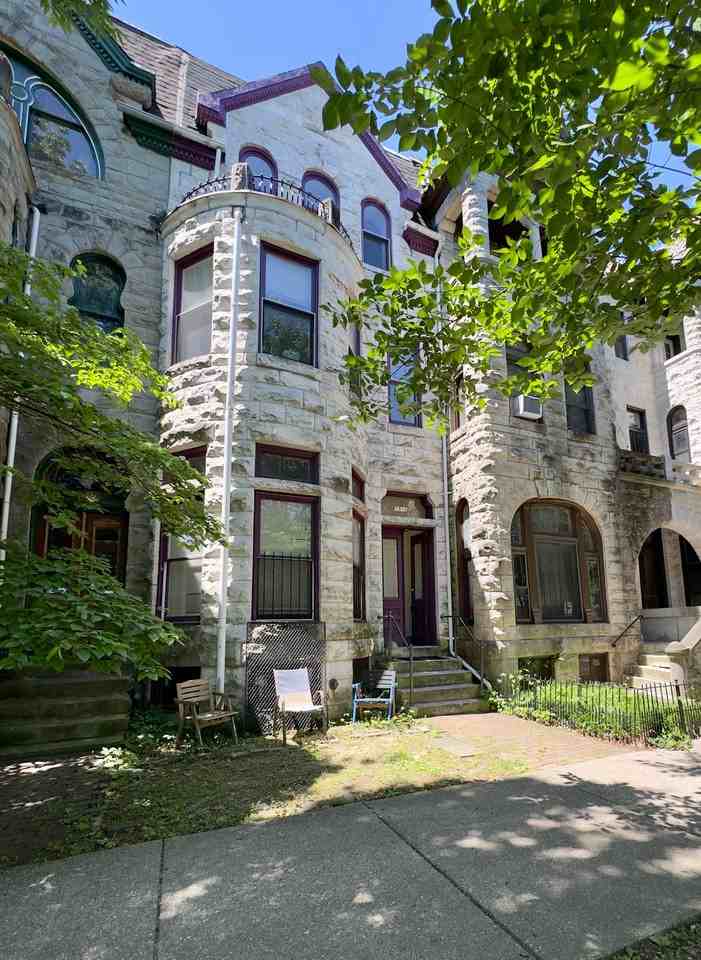 Apartment Units in Bolton Hill, Baltimore, MD!