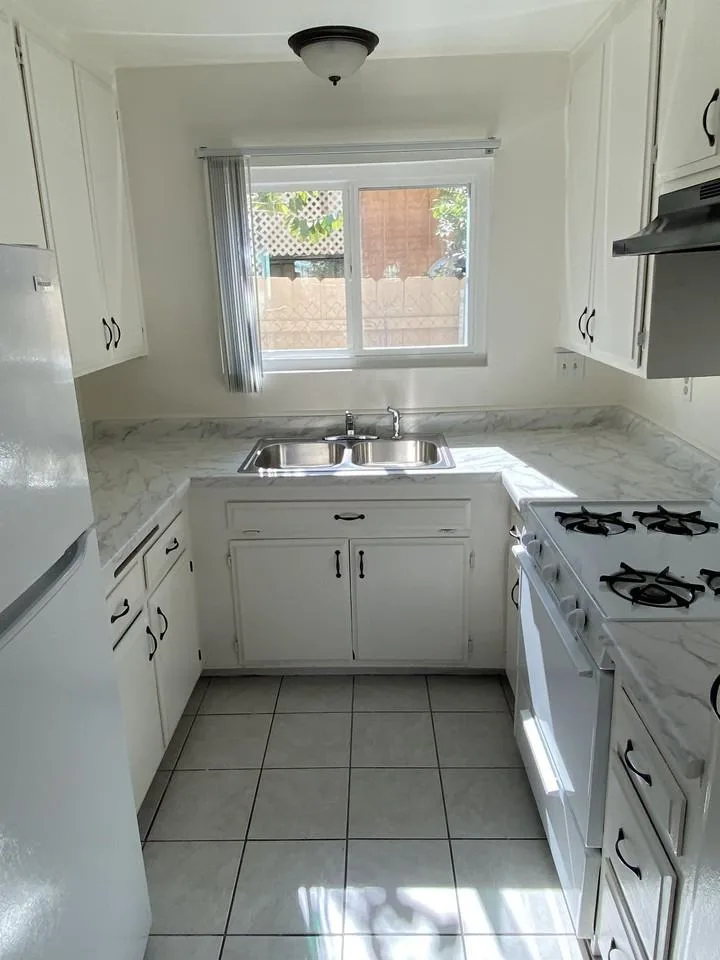 Highland Ave 4065