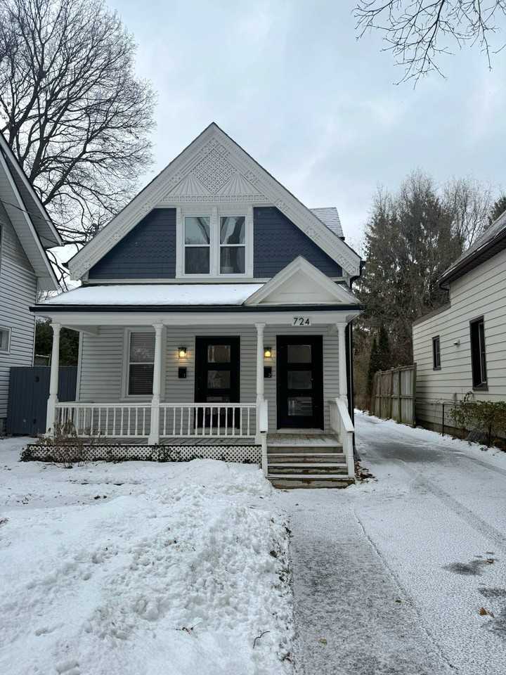 724 William Street, London, ON N5Y 2R4, CAN