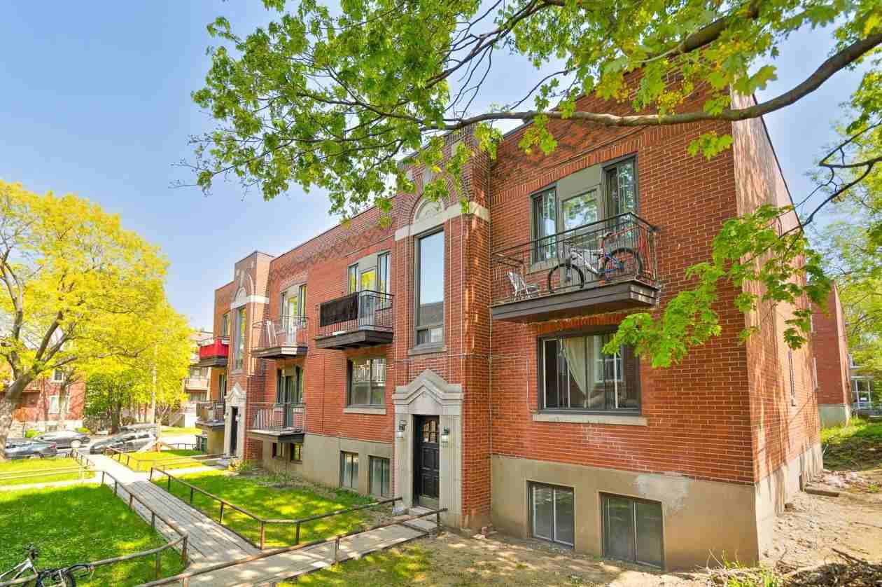 4812 Rue Fulton #2, Montréal, QC H3W 1V3, CA