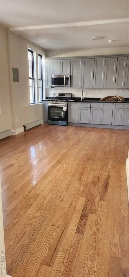 10647 Sutphin Blvd, Jamaica, NY 11435, USA