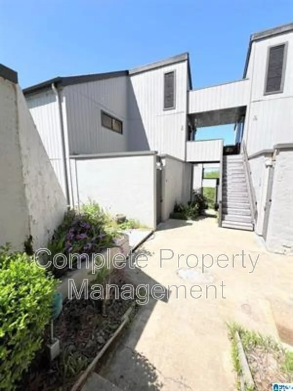 3350 Altamont Rd, Birmingham, AL 35205, USA