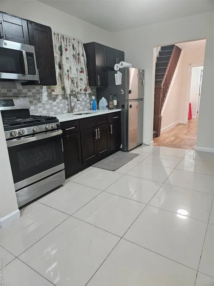 11649 147th St, Jamaica, NY 11436, USA