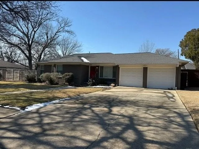 9933 Mixon Dr, Dallas, TX 75220, USA