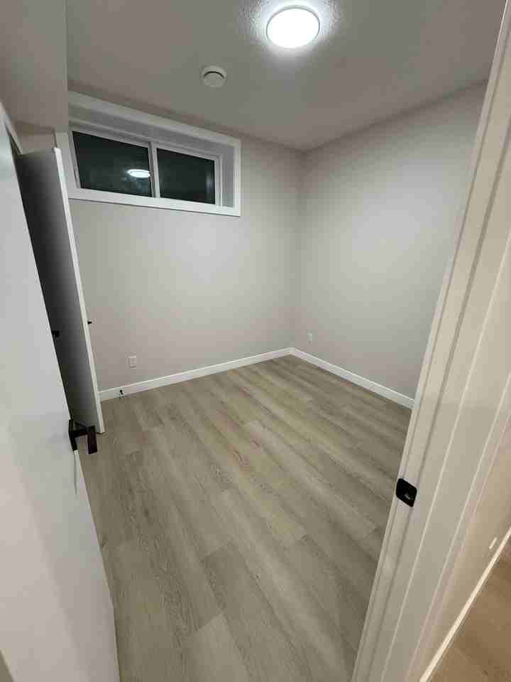 139 Lewiston Drive NE