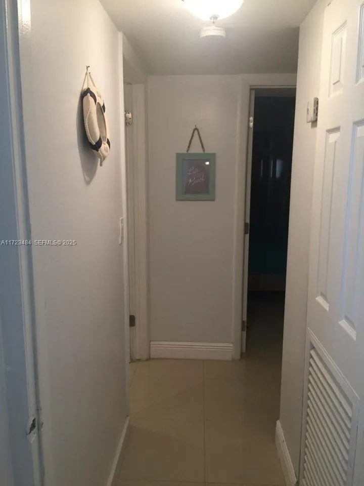 6444 Collins Ave, Miami Beach, FL 33141, USA