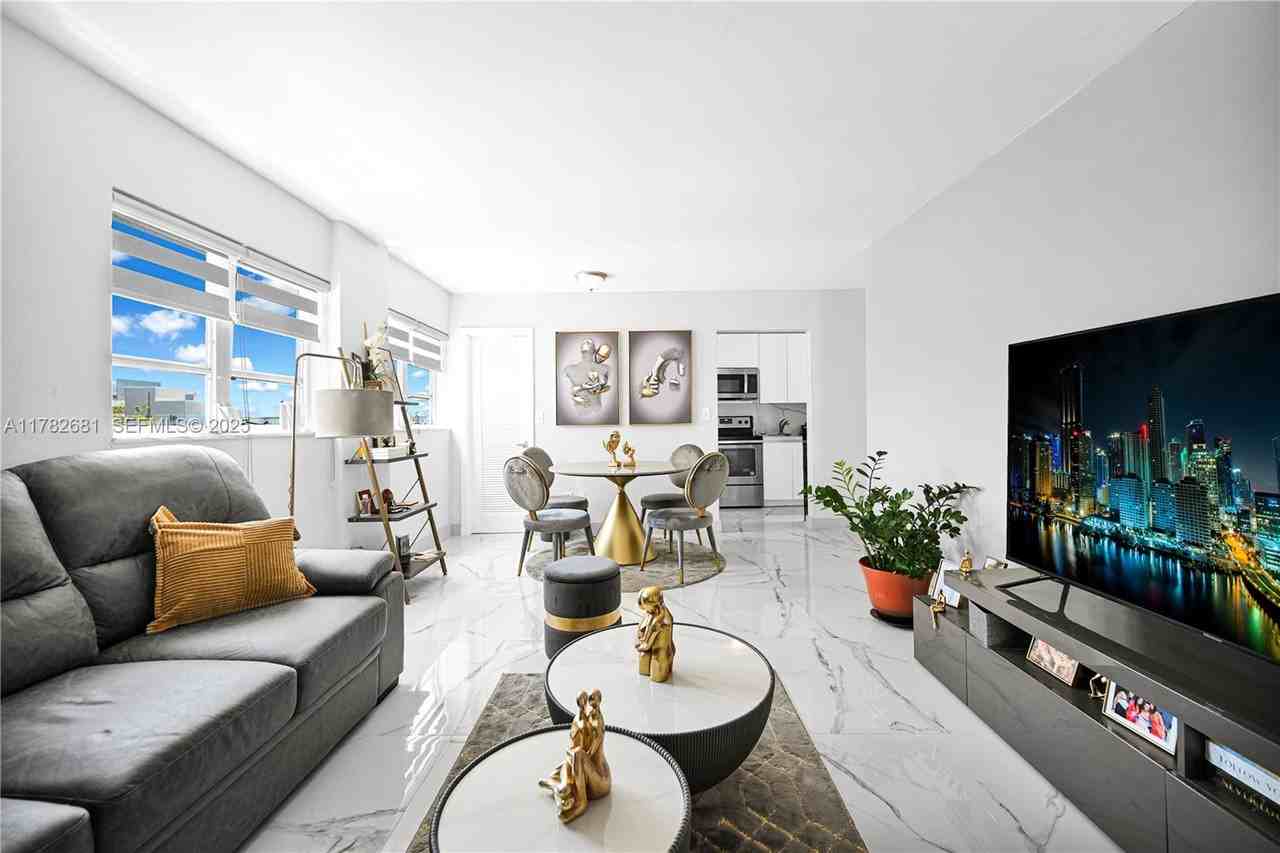 1340 Lincoln Rd, Miami Beach, FL 33139, USA