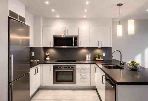 3468 Rue Drummond, Montréal, QC H3G 1Y4, CA