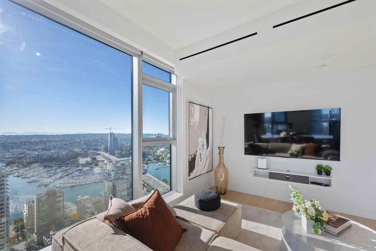 899 Pacific Street, Vancouver, BC V6Z 1C3, CA