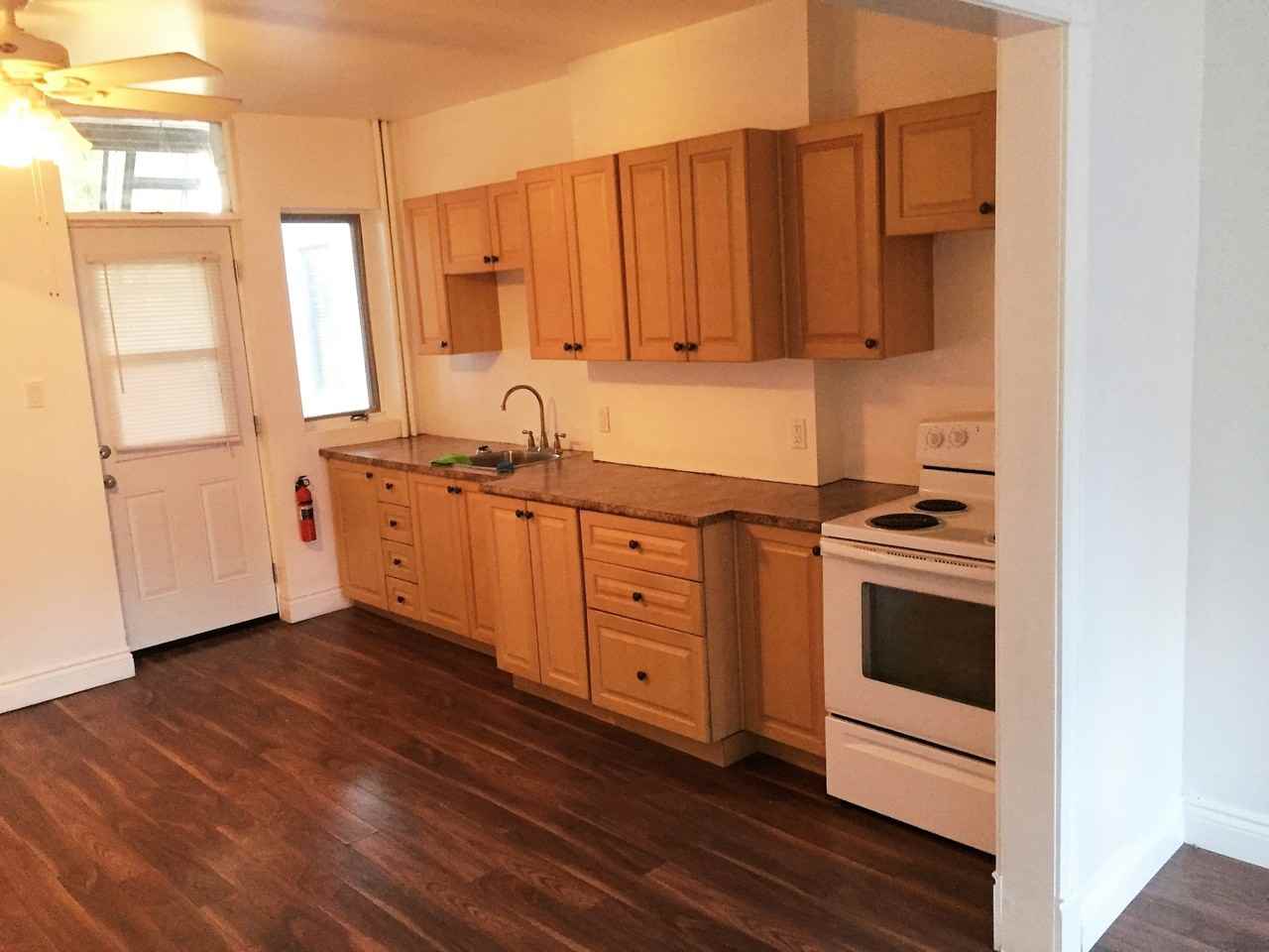 357 351-357 Wilbrod Street1-353, Ottawa, ON K1N 6M4, CAN